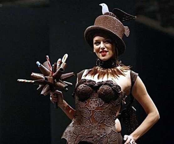 chocolate-corset.jpg